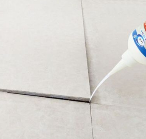 怀安瓷砖空鼓维修公司分享卫生间瓷砖脱落的原因可能有以下几点